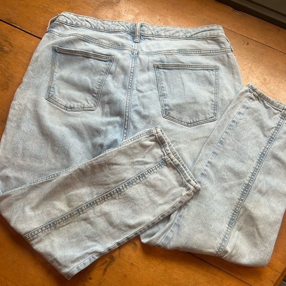 Target High Rise Slim straight pants - Picture 2 of 5